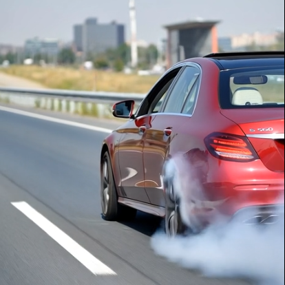 a mercedes -benz having suspension and tyre problem on the freeway